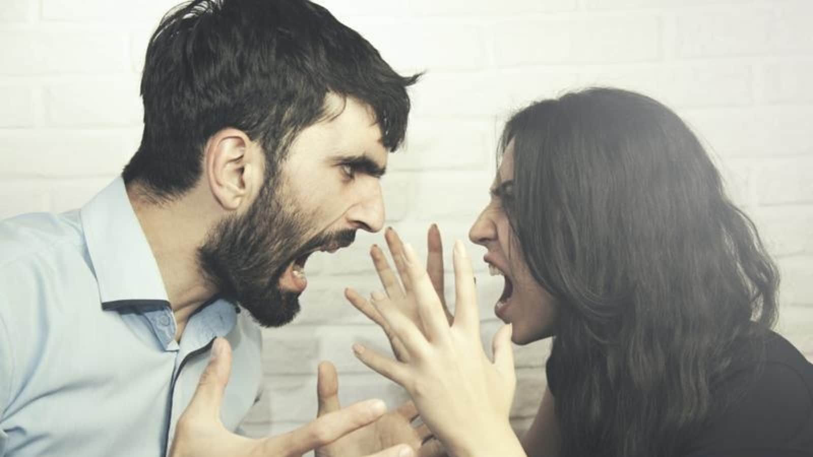 5 dating behaviours we need to stop if we want a secure relationship