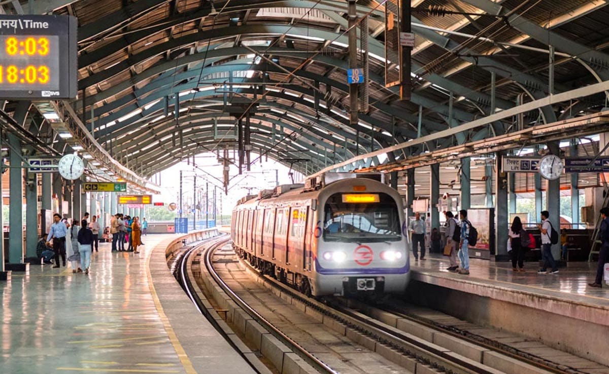 Delhi Metro Shuts Gates Of 3 Stations Amid Protest Against Arvind Kejriwal’s Arrest
