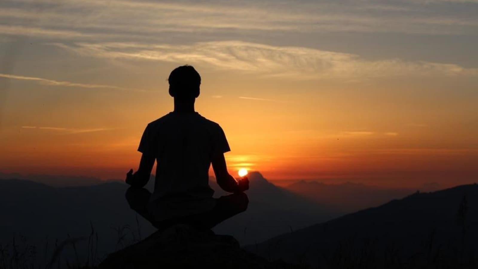 5 morning meditation practices to beat stress