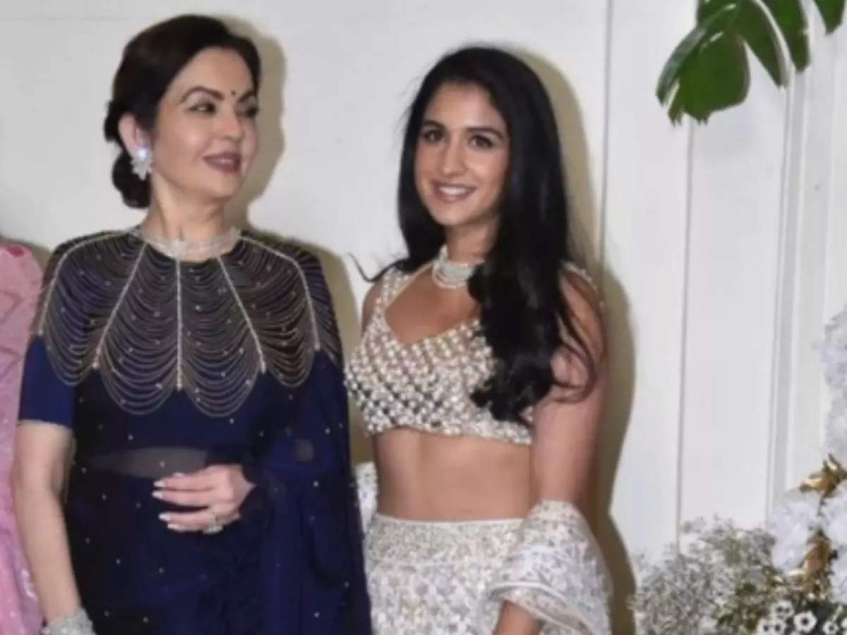 7 times Nita Ambani proved that she is an ideal mother-in-law  | The Times of India