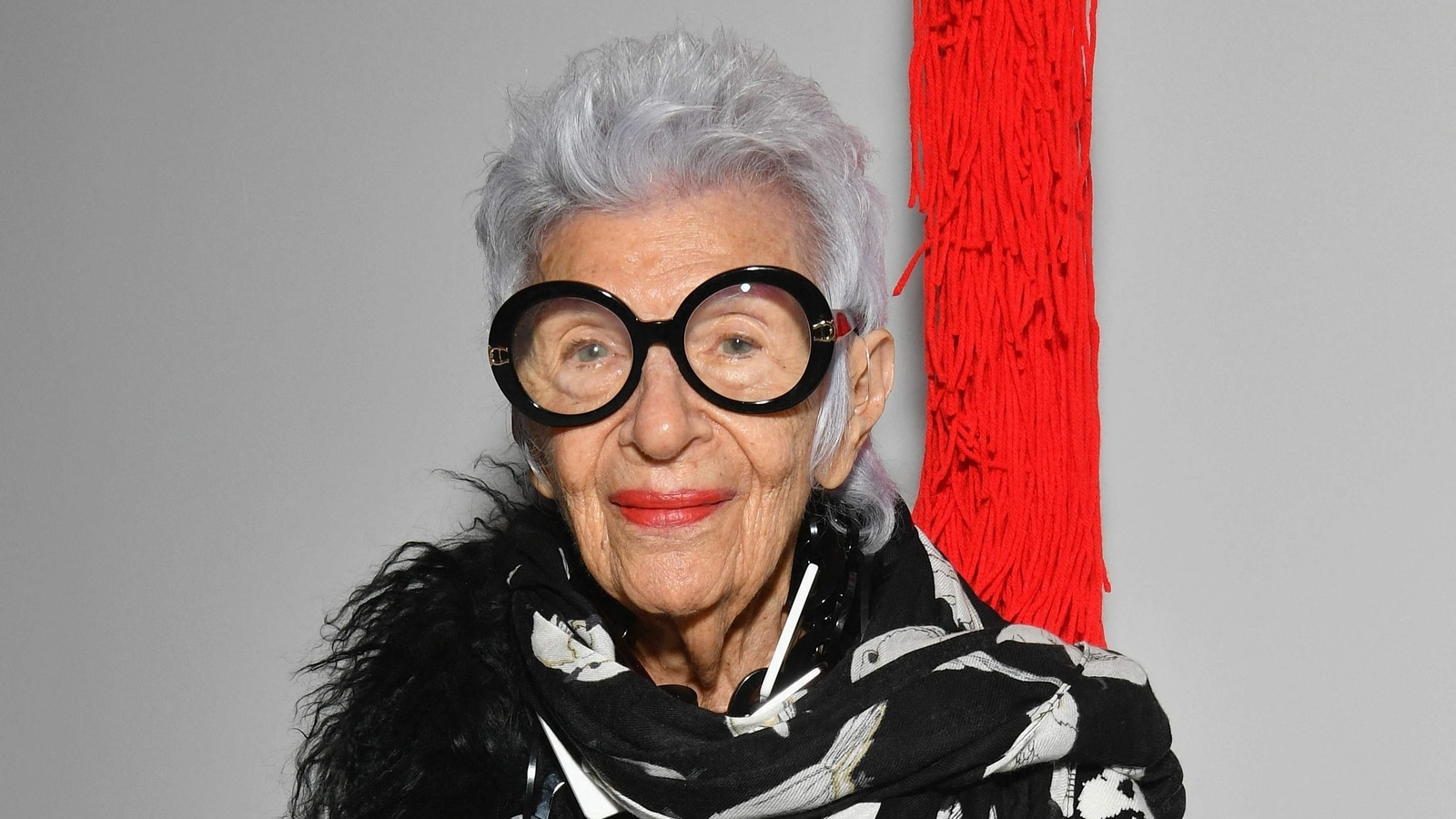 Centenarian style icon Iris Apfel passes away at 102