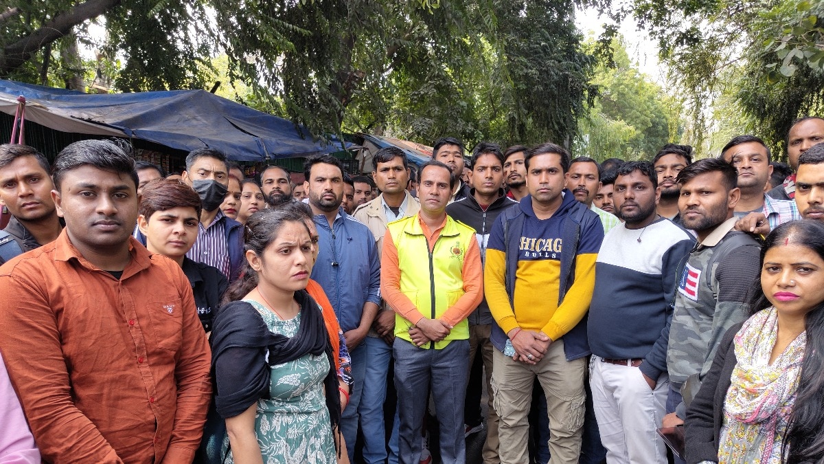 Demands for reinstatement of jobs, civil defence volunteers reach Delhi BJP office