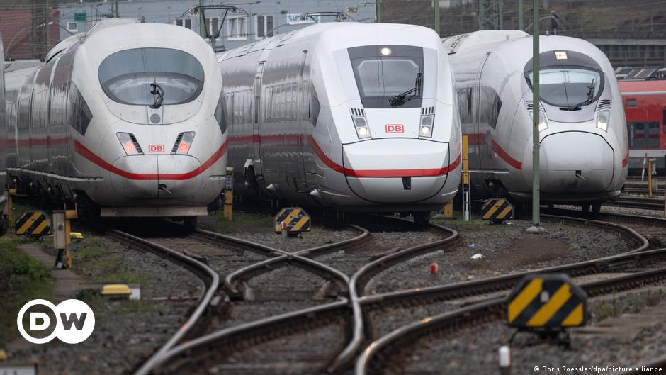 Deutsche Bahn posts €2.4 billion loss for 2023 – DW – 03/21/2024