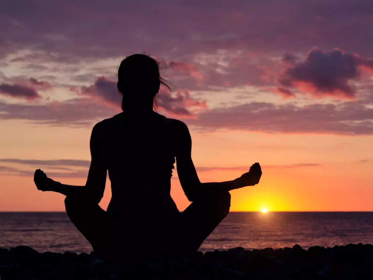 Do you focus on someone/God while meditating? Here’s why it’s not right!  | The Times of India