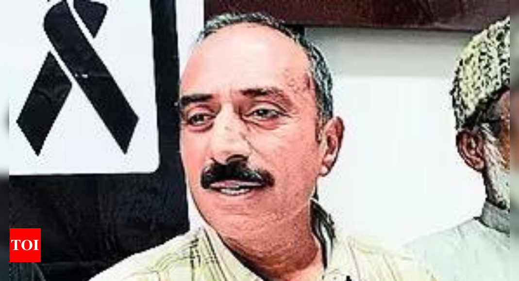 Gujarat court convicts jailed ex-IPS officer Sanjiv Bhatt in 1996 drug-planting case | India News – Times of India