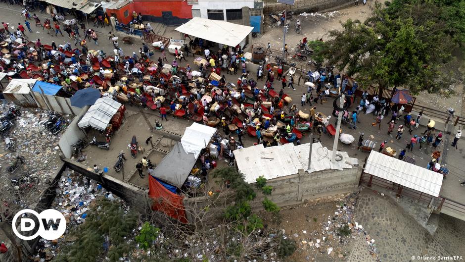 Haiti: France evacuates French and EU citizens – DW – 03/27/2024