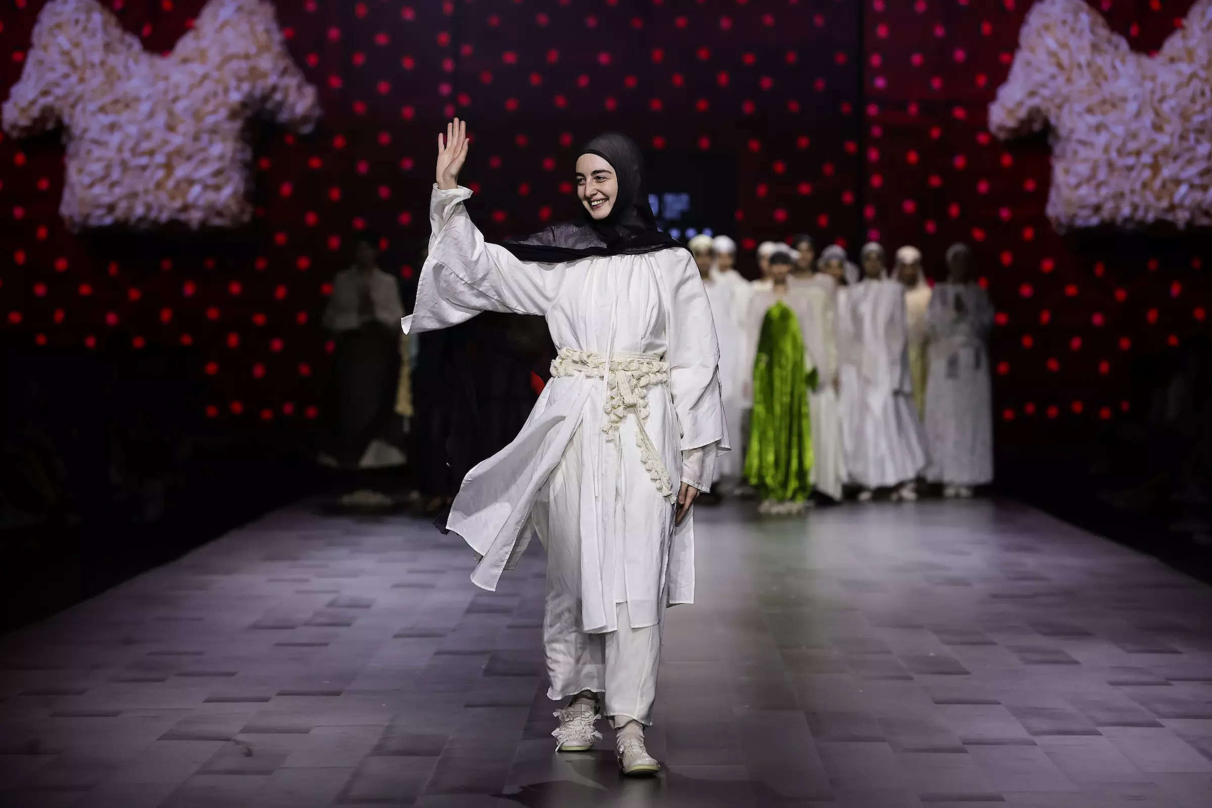 Hijab-wearing designer from Russia makes waves at Lakme Fashion Week  | The Times of India