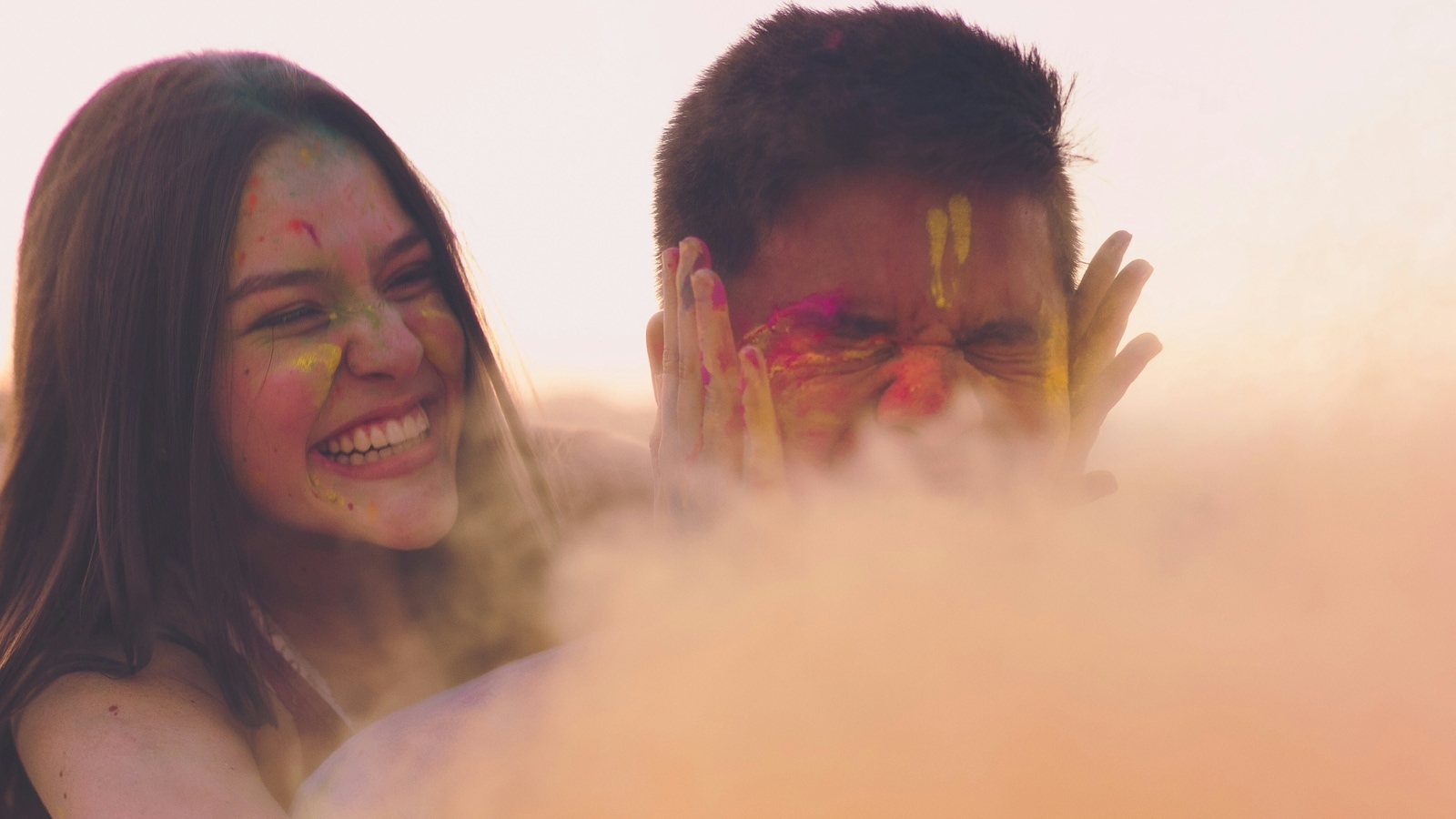 Holi 2024: Tips to hydrate your skin post Holi