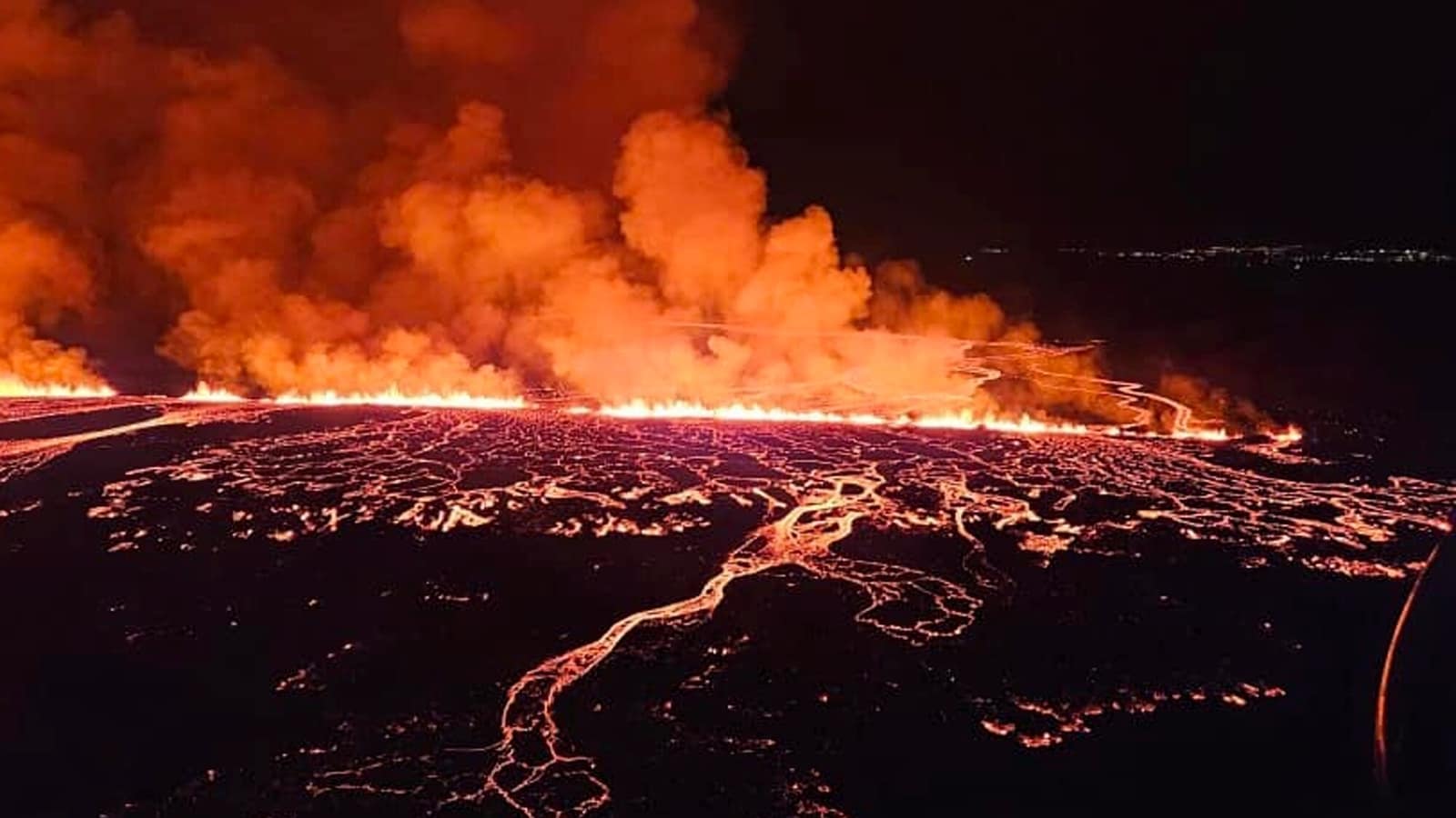 Iceland volcano erupts again, Reykjavik’s Keflavik Airport remains open while Blue Lagoon Spa closes doors