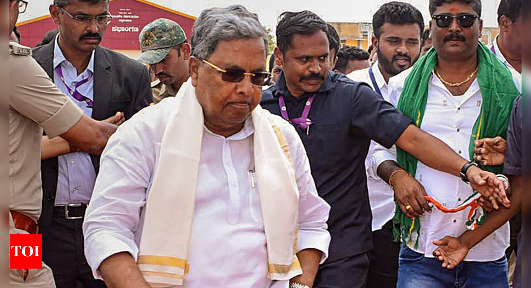 Karnataka CM Siddaramaiah, cabinet colleagues get bomb threat mail | Bengaluru News - Times of India