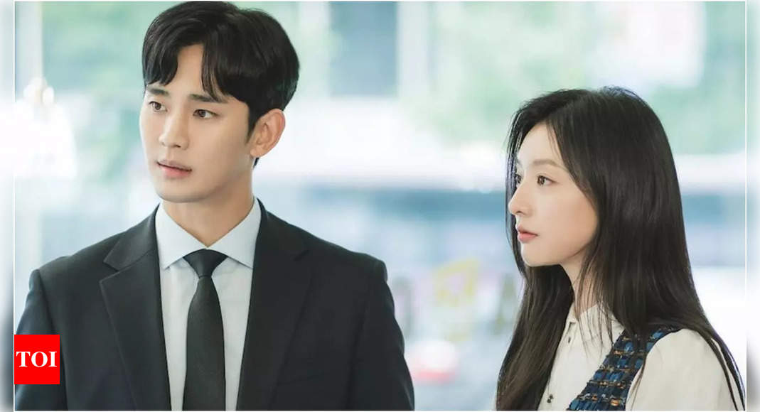 Kim Soo Hyun and Kim Ji Won starrer ‘Queen of Tears’ enjoys global popularity – Times of India