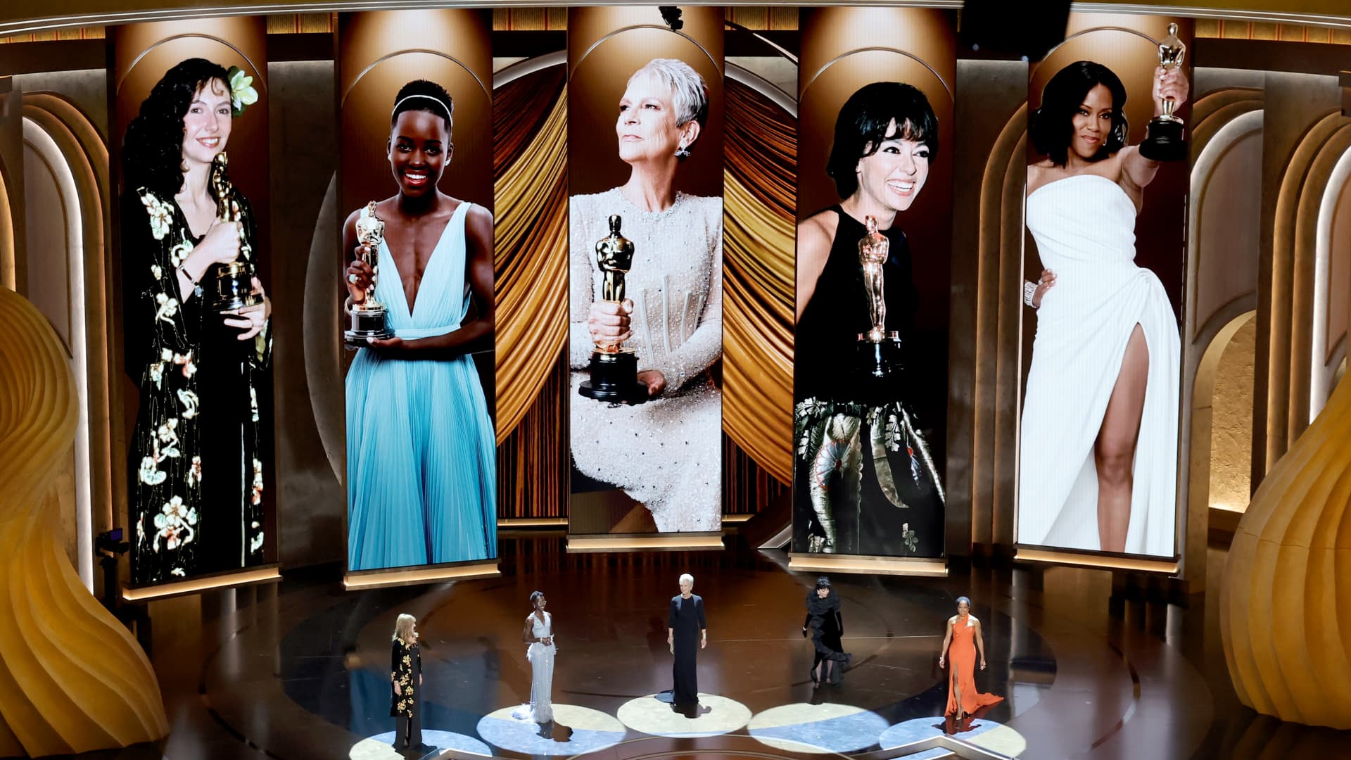 Oscars 2024 live updates: ‘American Fiction’ wins best adapted screenplay; Da’Vine Joy Randolph is best supporting actress