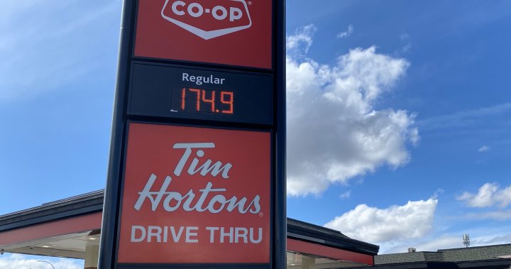 Price of gas jumps in Okanagan on eve of carbon tax increase – Okanagan | Globalnews.ca