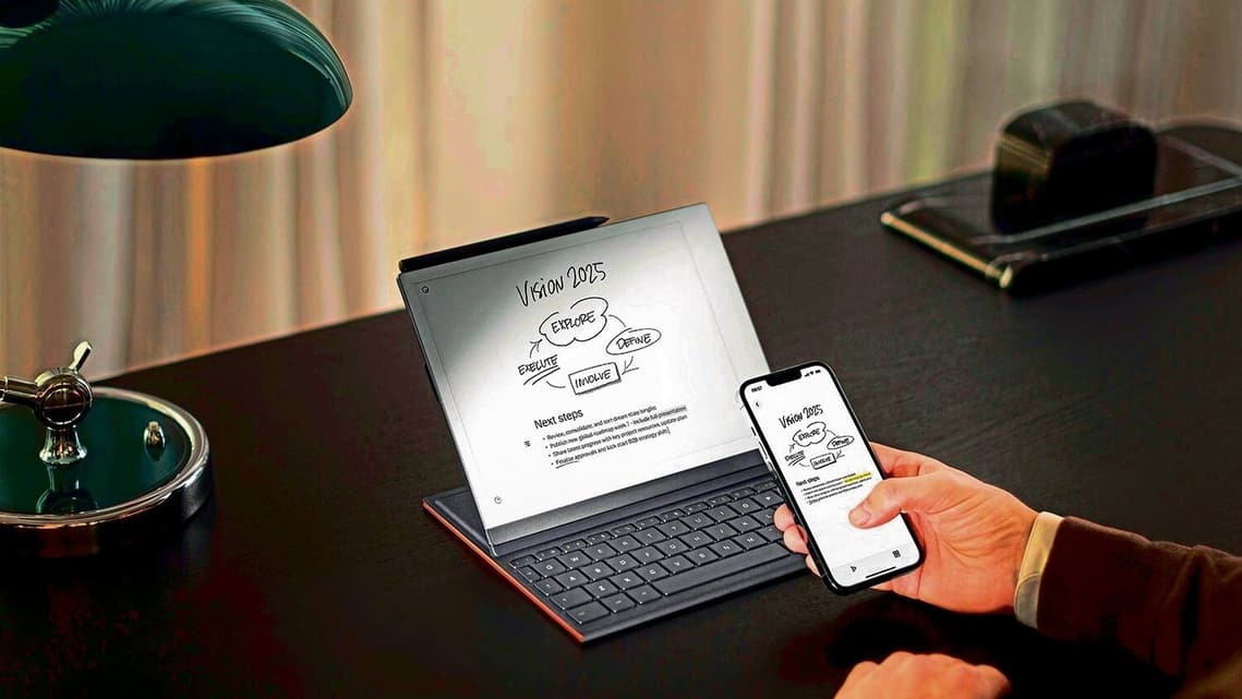 The highlight of reMarkable 2 is its e-ink display which mimics the feel of paper.