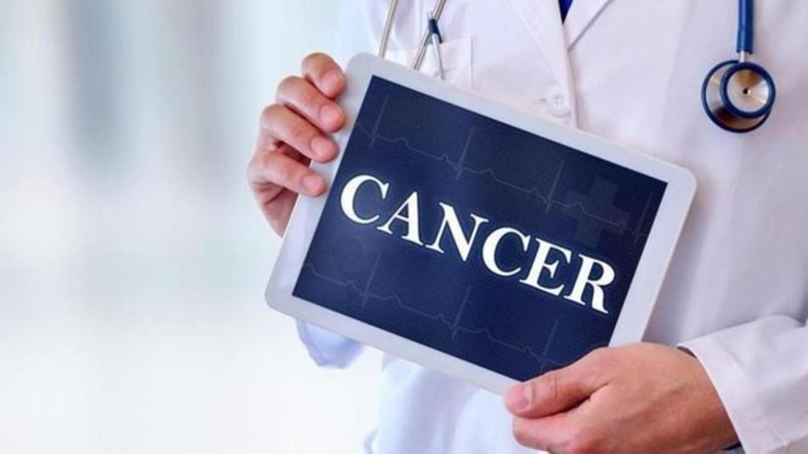 Researchers find ways to reduce side effects of breast, ovarian cancer treatment