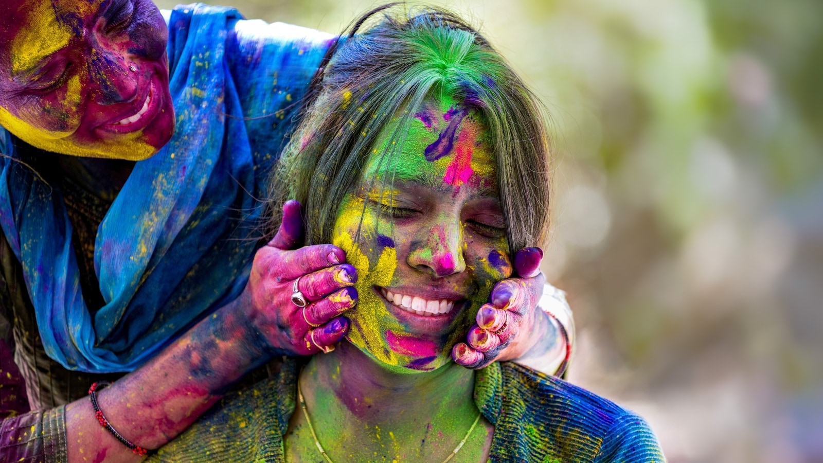 Respiratory health during Holi: A guide to safeguard your lungs while celebrating festival of colours