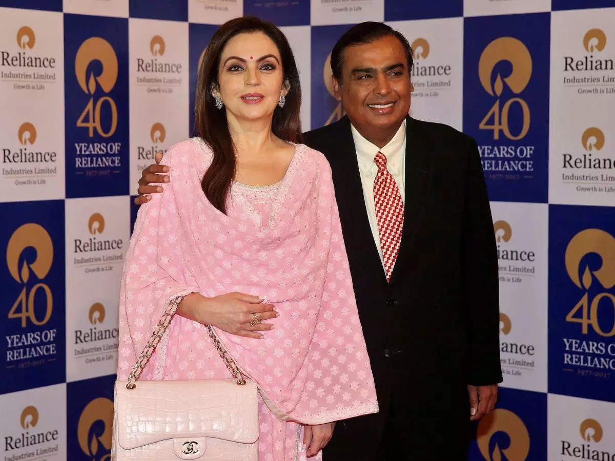 The education qualifications of Mukesh Ambani  | The Times of India