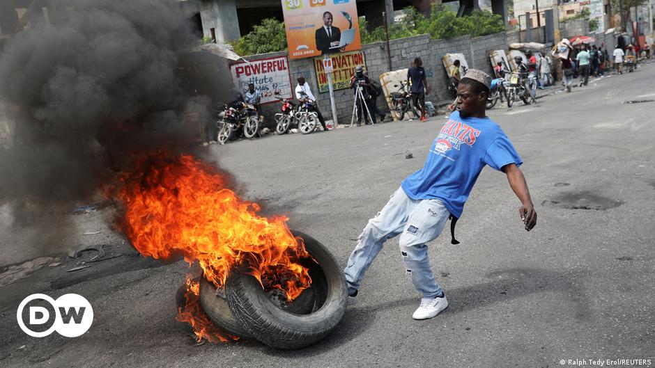 US seeks change as Haiti extends state of emergency – DW – 03/08/2024