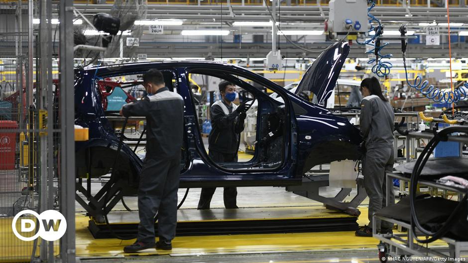 Vietnam to permit worker unions to appease EU critics – DW – 03/12/2024