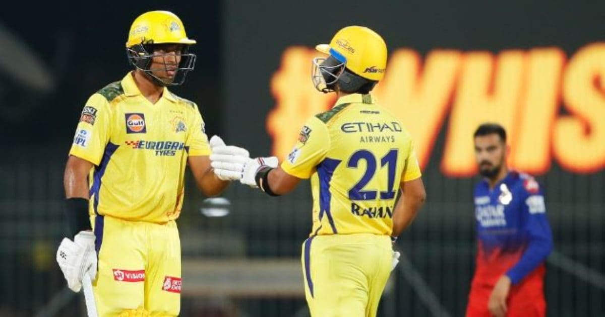 गायकवाड़ कप्तानी के पहले टेस्ट में पास, CSK ने  RCB को धोया