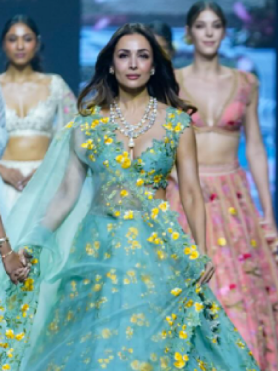 ​Stylish lehengas to steal from Lakme Fashion Week’s runway
