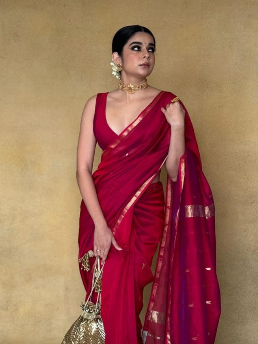 10 Indian states and their traditional saris