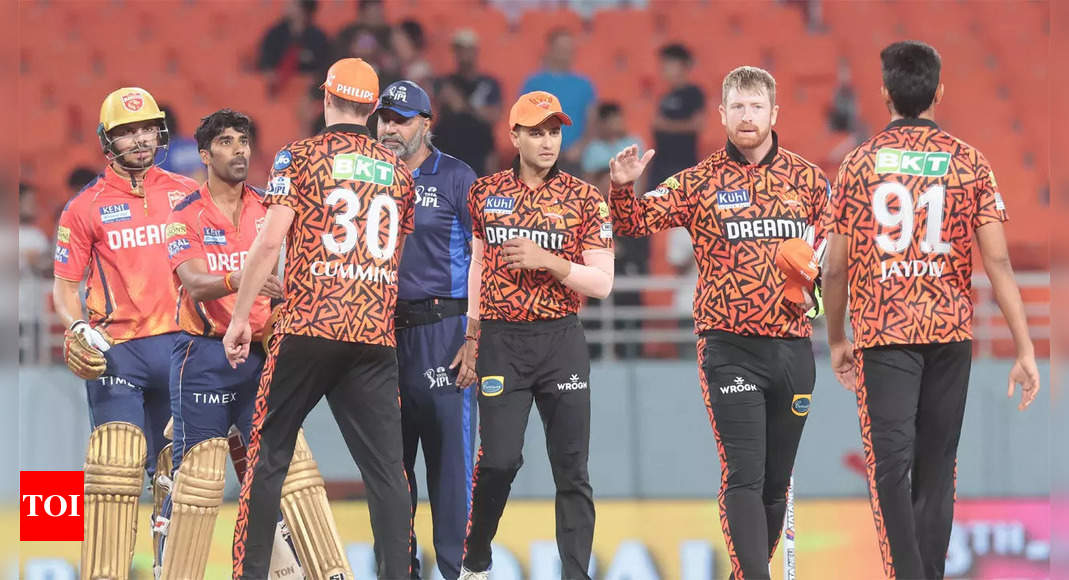 3 catches dropped, 26 runs leaked in final over but lucky Sunrisers Hyderabad end on top in thriller | Cricket News – Times of India