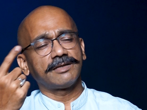 AI से वॉइस ओवर आर्टिस्ट्स को हो रहा नुकसान:  BB की आवाज विजय विक्रम सिंह ने कहा- AI के लिए सरकार को बनाने होंगे नियम