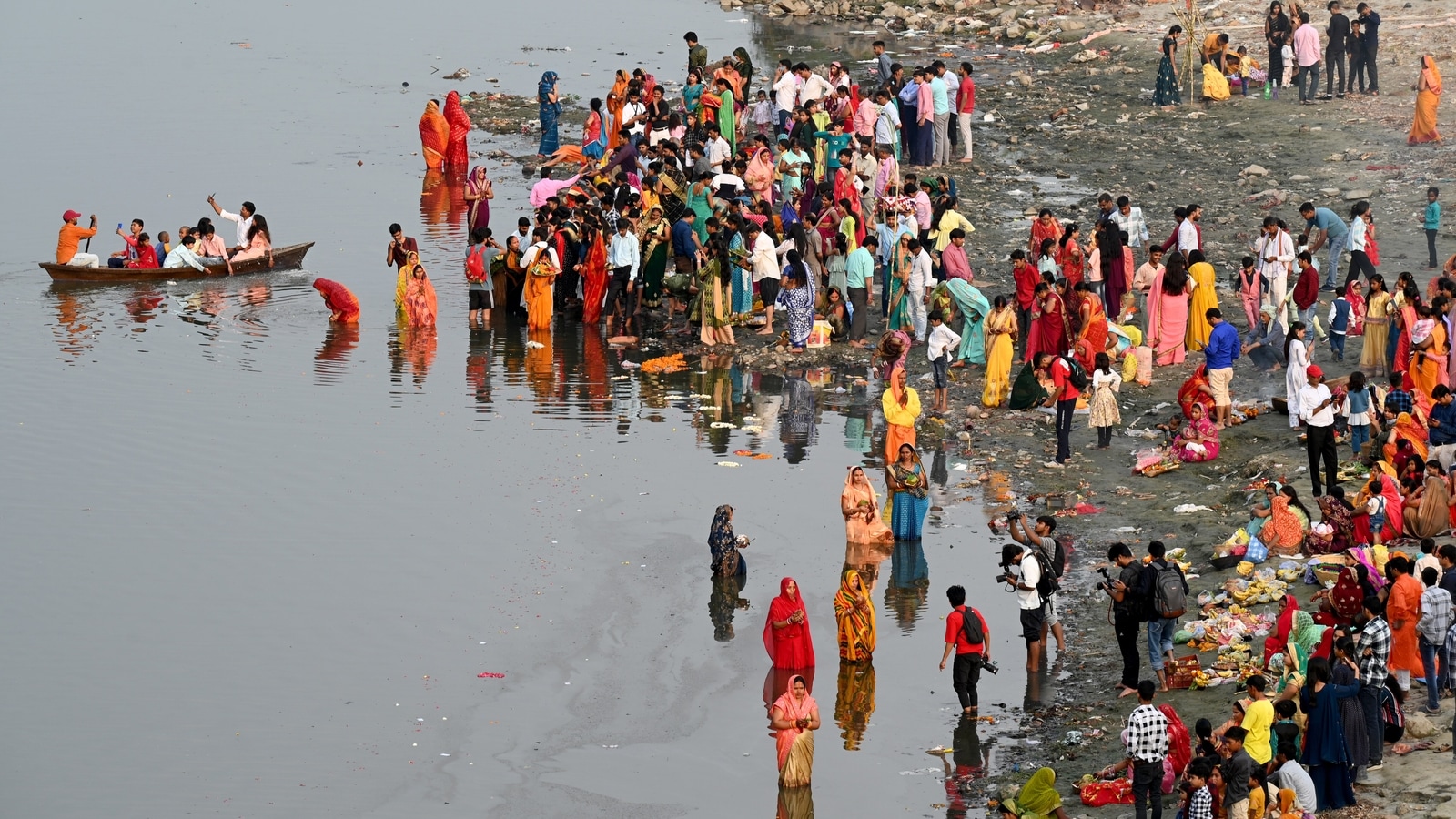 Chaiti Chhath Puja 2024: Devotees celebrate day 3 with observance of Sandhya Arghya rituals. Check out pics