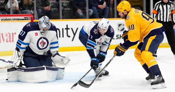 Hellebuyck, Jets steal 4-3 OT victory over Nashville for fourth straight win – Winnipeg | Globalnews.ca