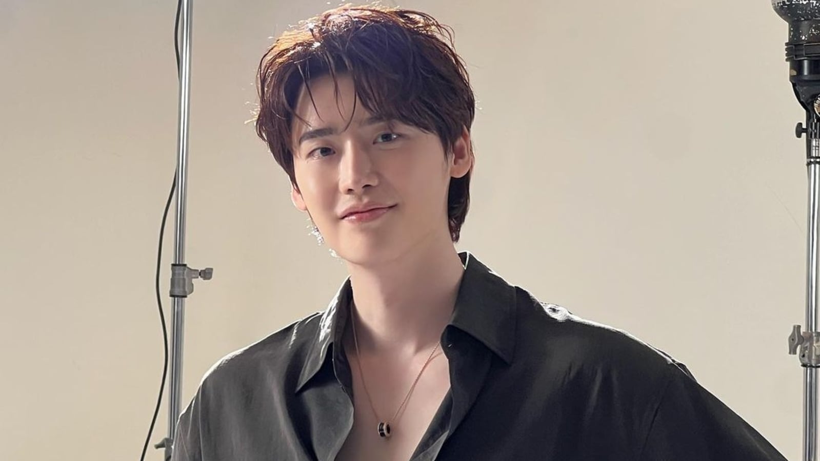 Lee Jong Suk to enter global OTT space with webtoon based K- drama; proposal in discussion