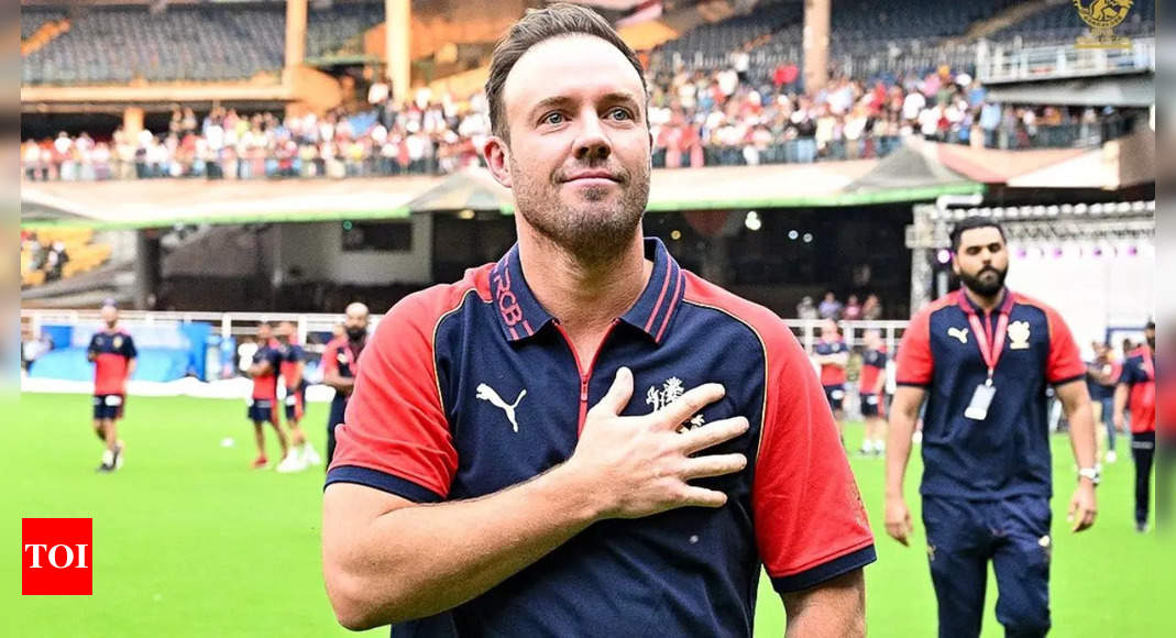 ‘Please stop wearing that shirt immediately’: AB de Villiers asks RCB’s ‘bad omen’ | Cricket News – Times of India