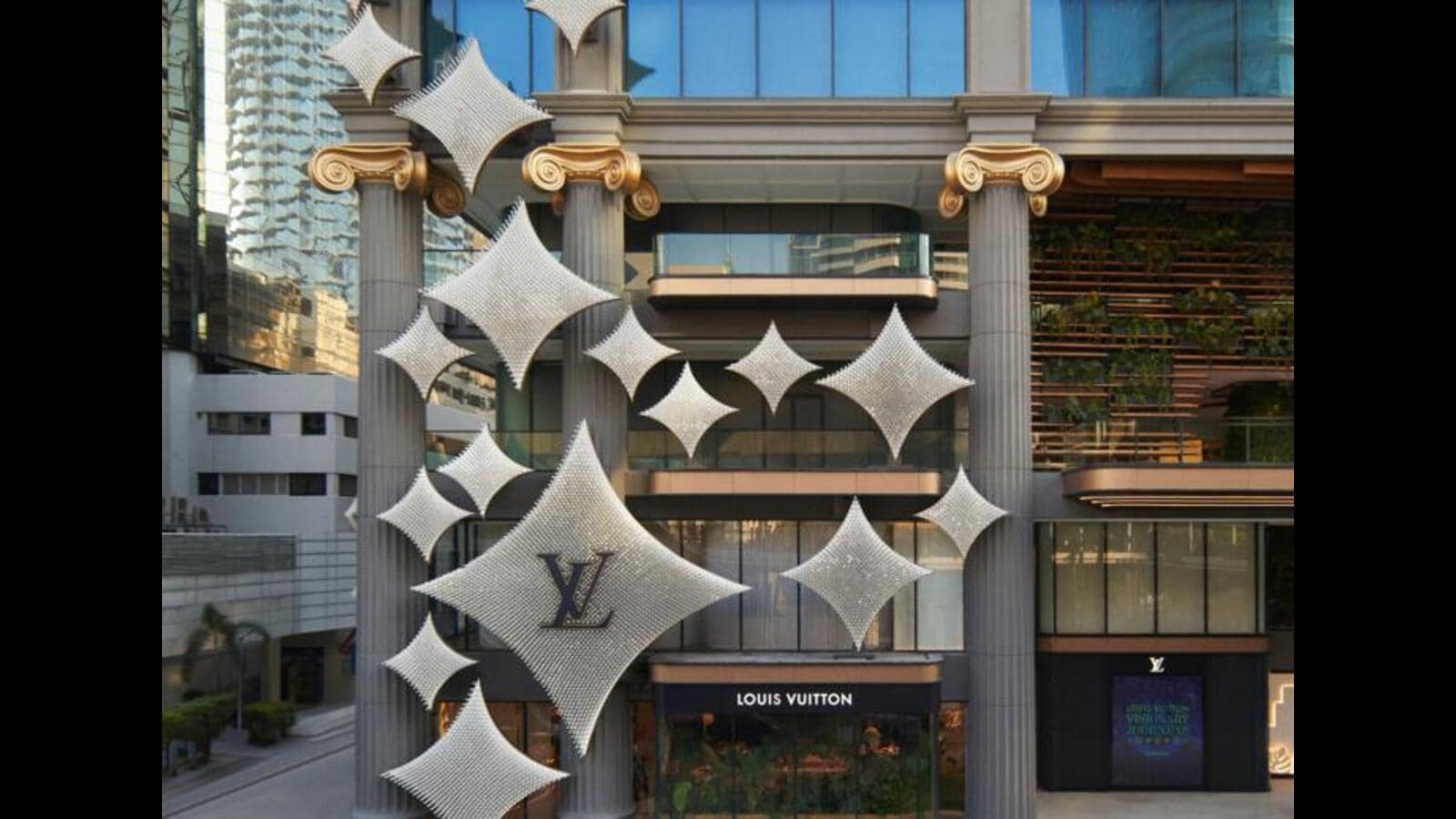 Rude Food by Vir Sanghvi: Luxe, delicious, bold and Indian