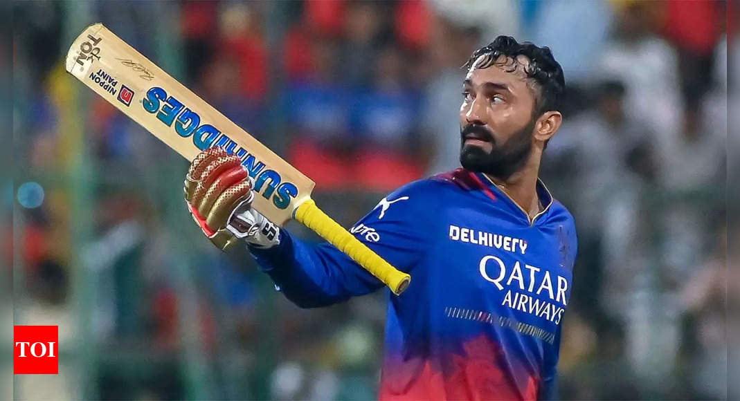 ‘The real Thala’: Dinesh Karthik receives a standing ovation after smacking a whirlwind 35-ball 83. Watch | Cricket News – Times of India