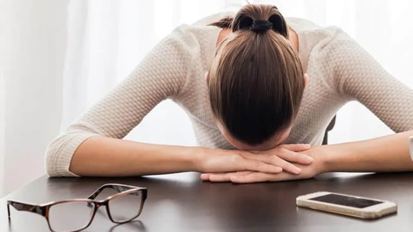 Tingling nerves and fatigue? You may need a vitamin B12 test. Recognise these signs, know diet treatment