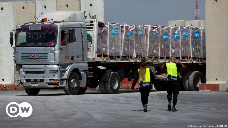 What aid Germany is sending to Gaza – DW – 04/05/2024